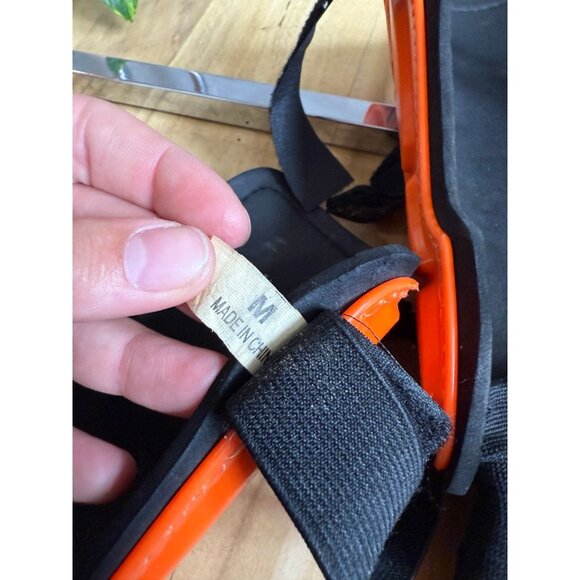 Kids Vizari Orange Soccer Shin Guards – Size M - Picture 8 of 9